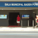 Vizinhos da Sala Baden Powell Copacabana Paga Meia Entrada