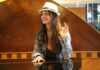 Maria Lucia Priolli apresenta “BOSSA SAMBA E AMOR” no Beco das Garrafas no dia 08 de junho