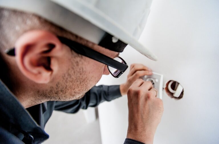 Como instalar tomadas de forma segura Como instalar tomadas de forma segura