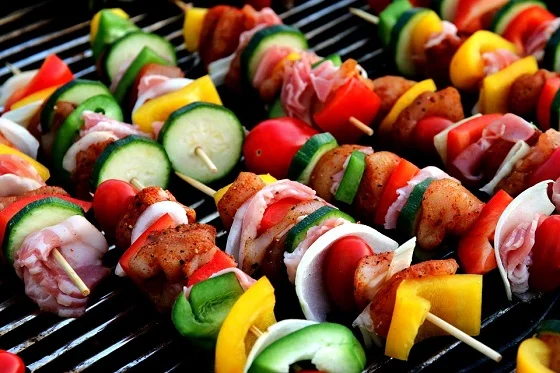 Além do churrasco_ 8 receitas surpreendentes para fazer na grelha