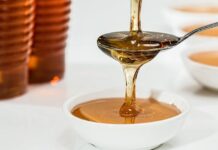 Benefícios de substituir o açúcar refinado por mel em suas receitas Benefícios de substituir o açúcar refinado por mel em suas receitas