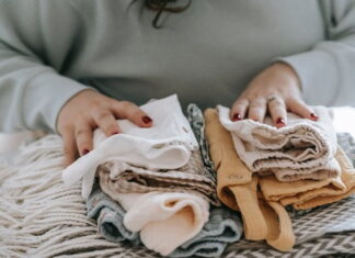 Entenda como lavar corretamente as roupas dos bebês