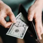 Finanças: 4 formas de se beneficiar com o dólar americano