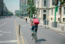 5 cuidados ao pedalar no trânsito das grandes cidades 5 cuidados ao pedalar no trânsito das grandes cidades