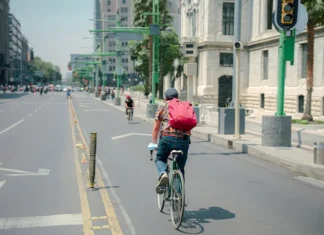 5 cuidados ao pedalar no trânsito das grandes cidades