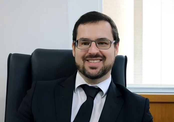 Dia Mundial de Conscientização da Violência Contra a Pessoa Idosa O Defensor Público André Naves Foto Arquivo pessoal